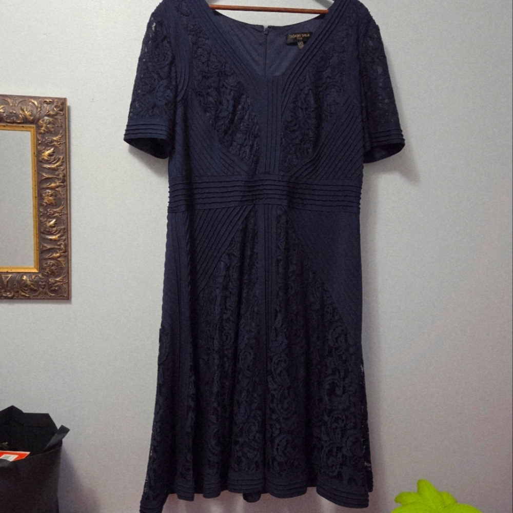 Tadashi Shoji Too Navy Blue Lace Pin Tuck Dress Size 14Q